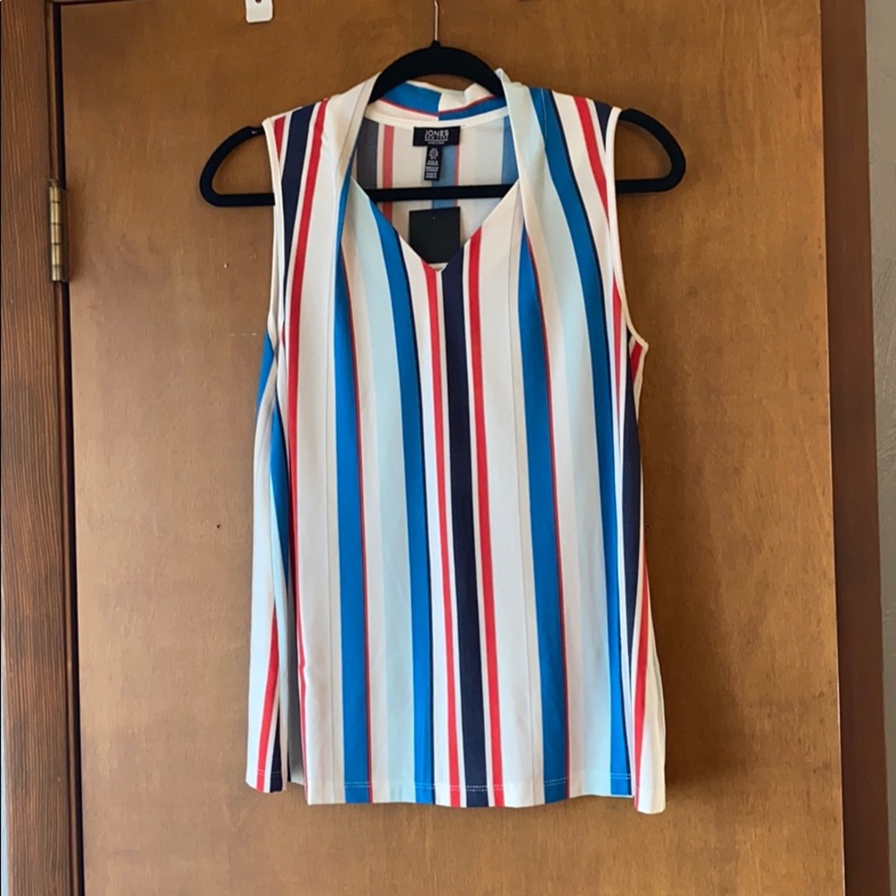 Jones New York Sleeveless top.  Size small
